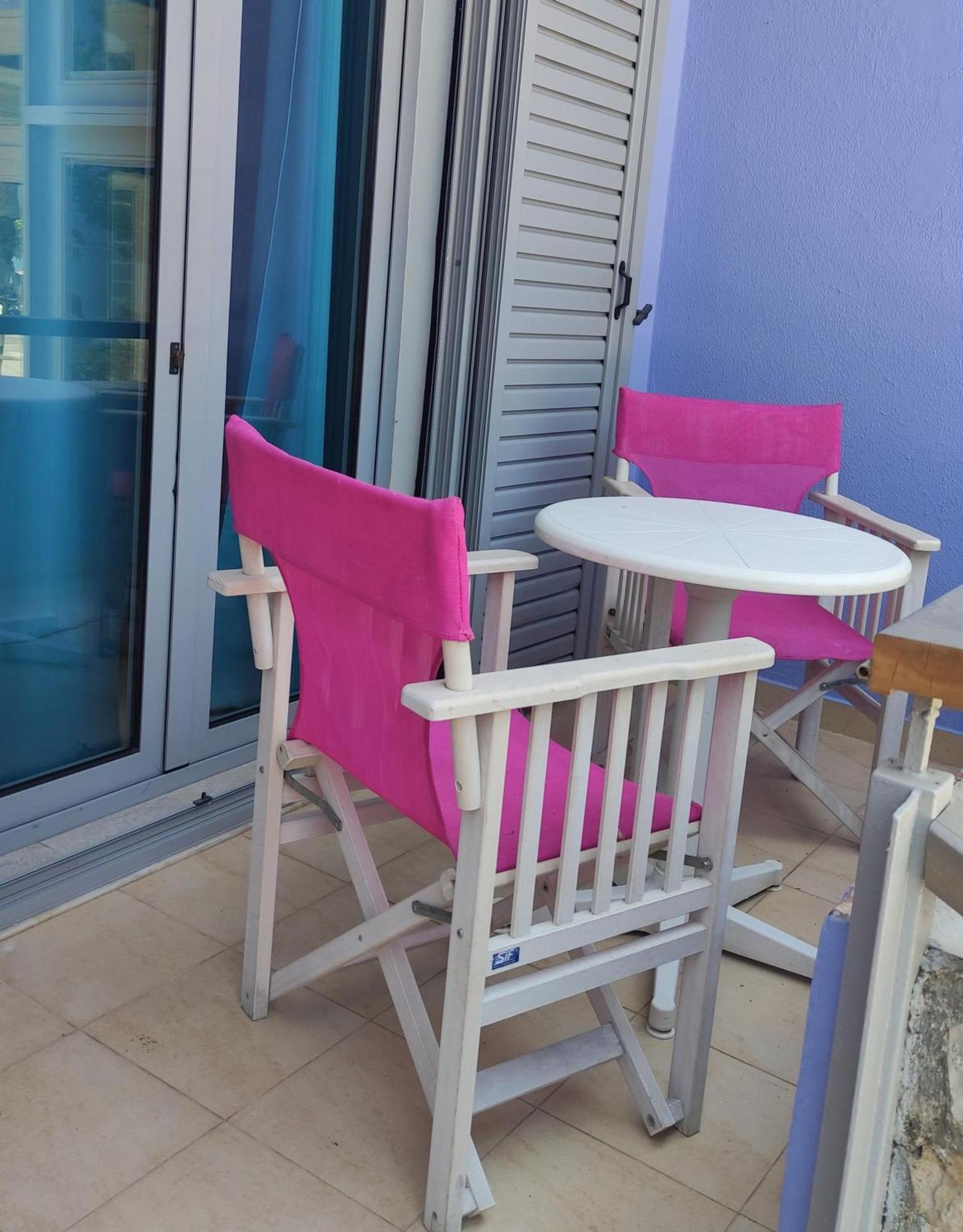 Okeania Seafront Rooms In Kamena Vourla Exterior photo